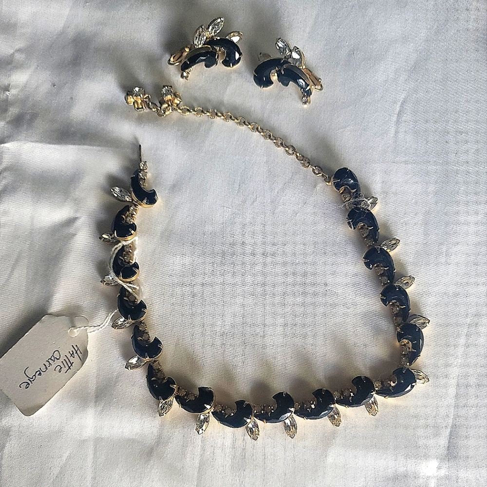 Vintage Hattie carnegie necklace and earrings set